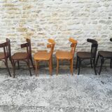 Chaises de bistrot depareill"es
