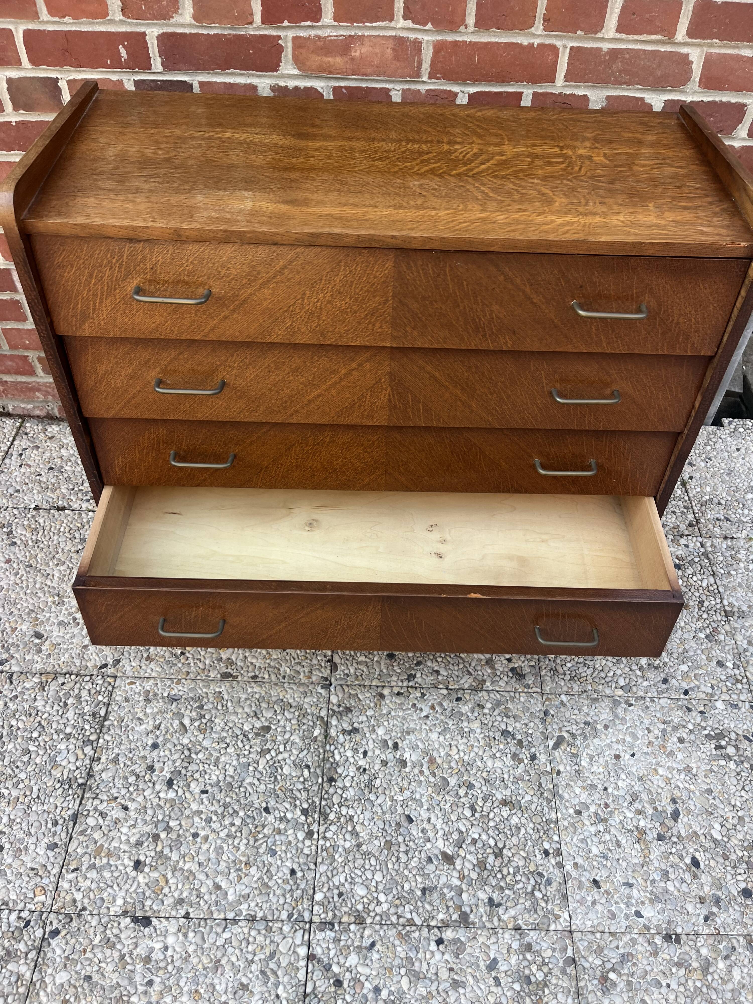 Commode vintage pieds compas
