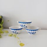 Set of 3 cups, blue floral decoration