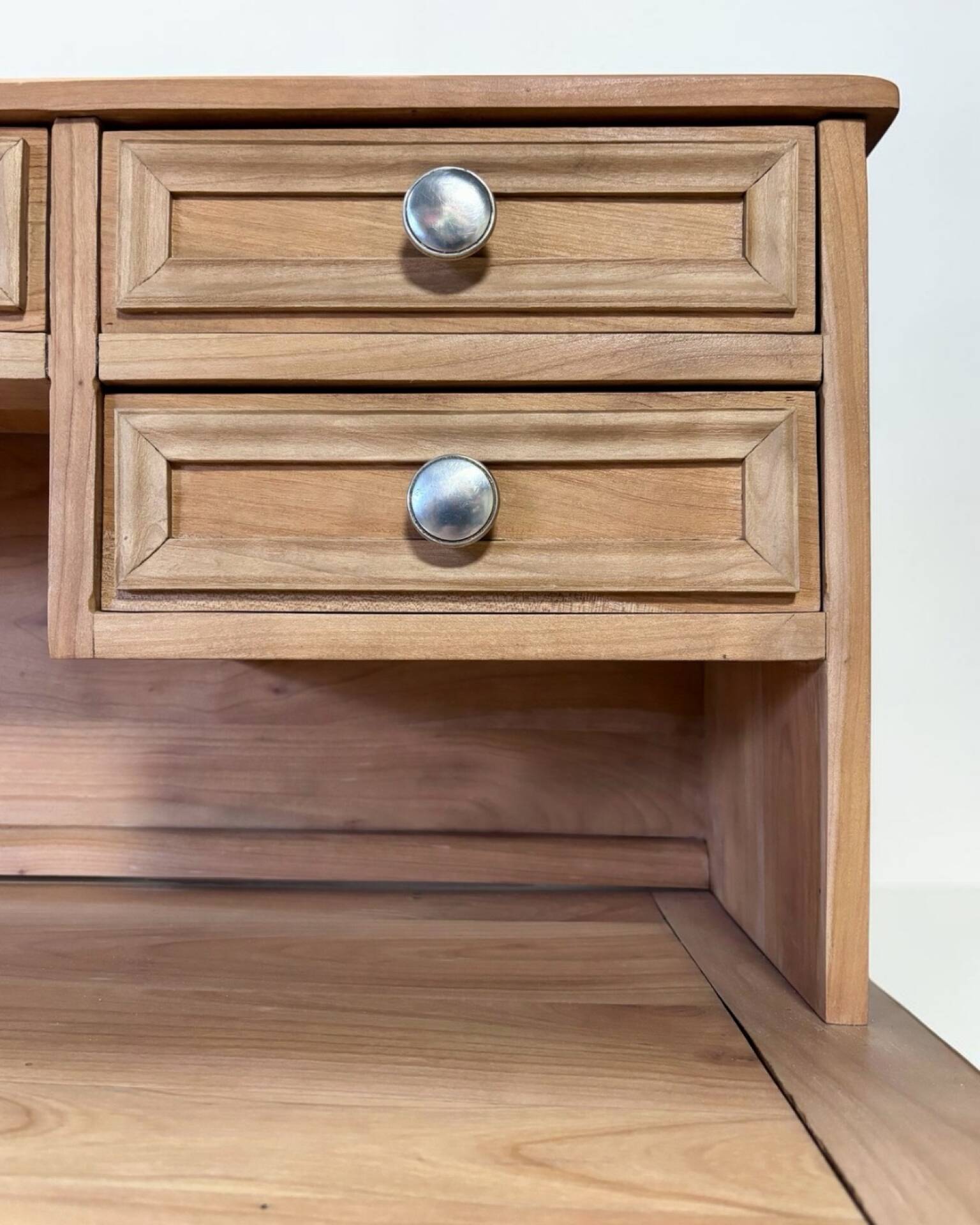 Louis XVI style graduated desk in solid cherry wood, renovated.