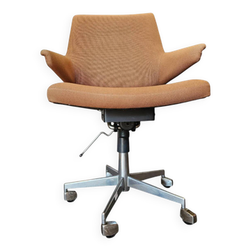 Vintage Jacob Jensen desk office chair by Labofa Mobler Danish modern