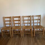 Ensemble de quatre chaises paillées