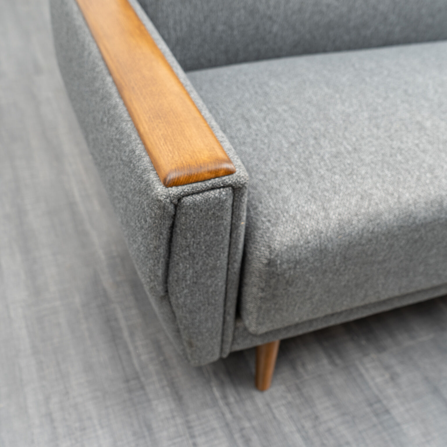Vintage sofa, convertible, renovated