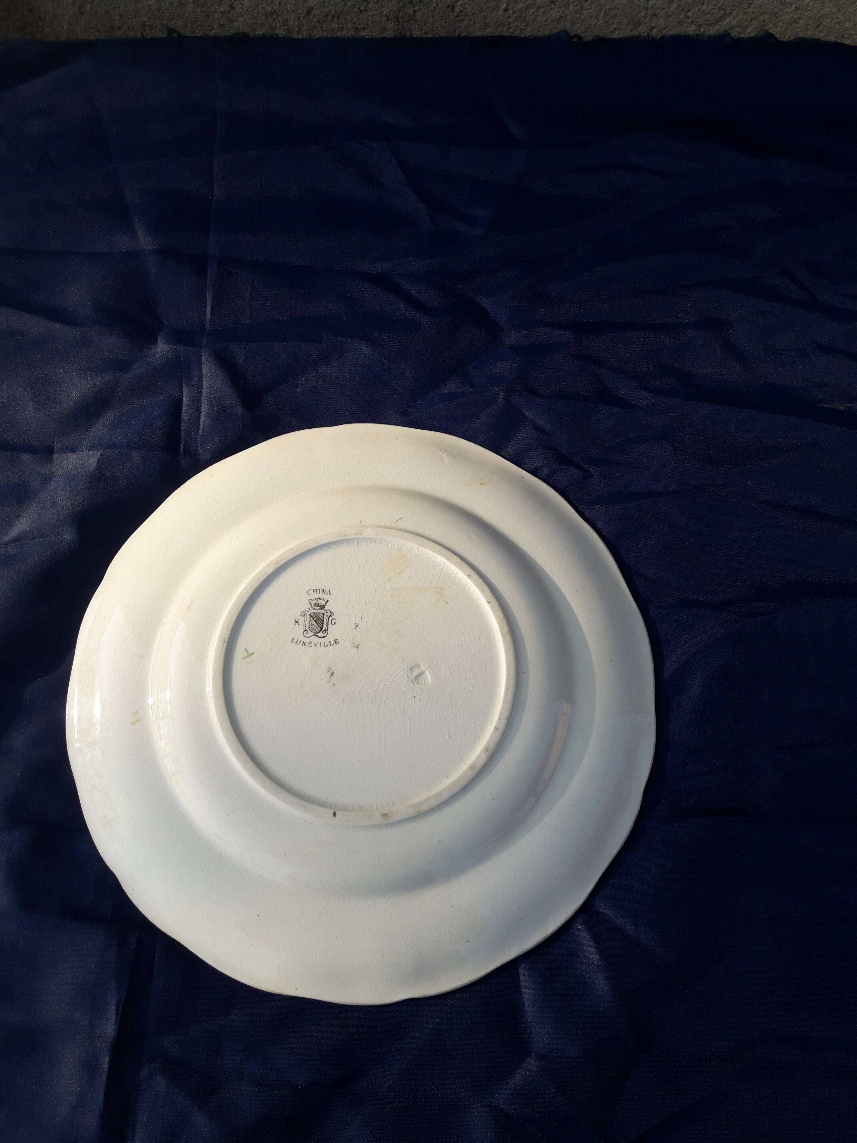 KG Lunéville model China diam 24 cm earthenware plate