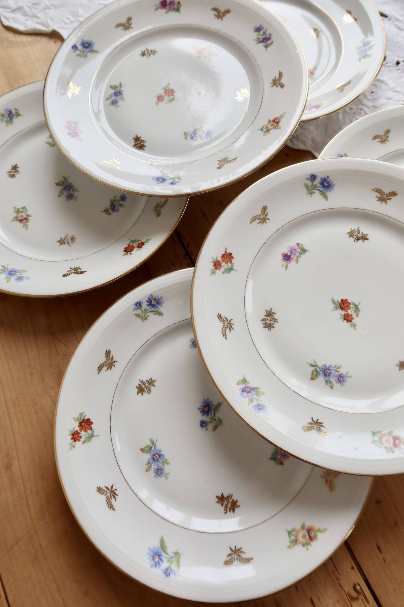 6 vintage dessert plates porcelain from Limoges – small flowers