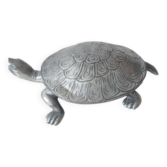 Boite tortue avec sculpture