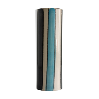 Straight vase