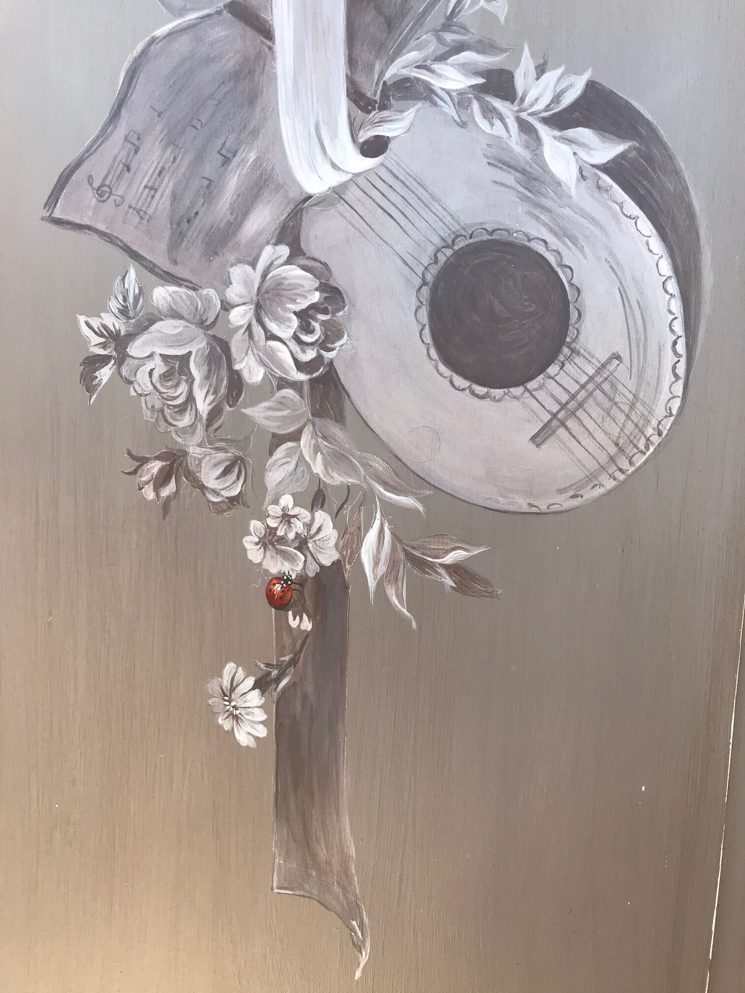 Double portes de placard peintes 1900