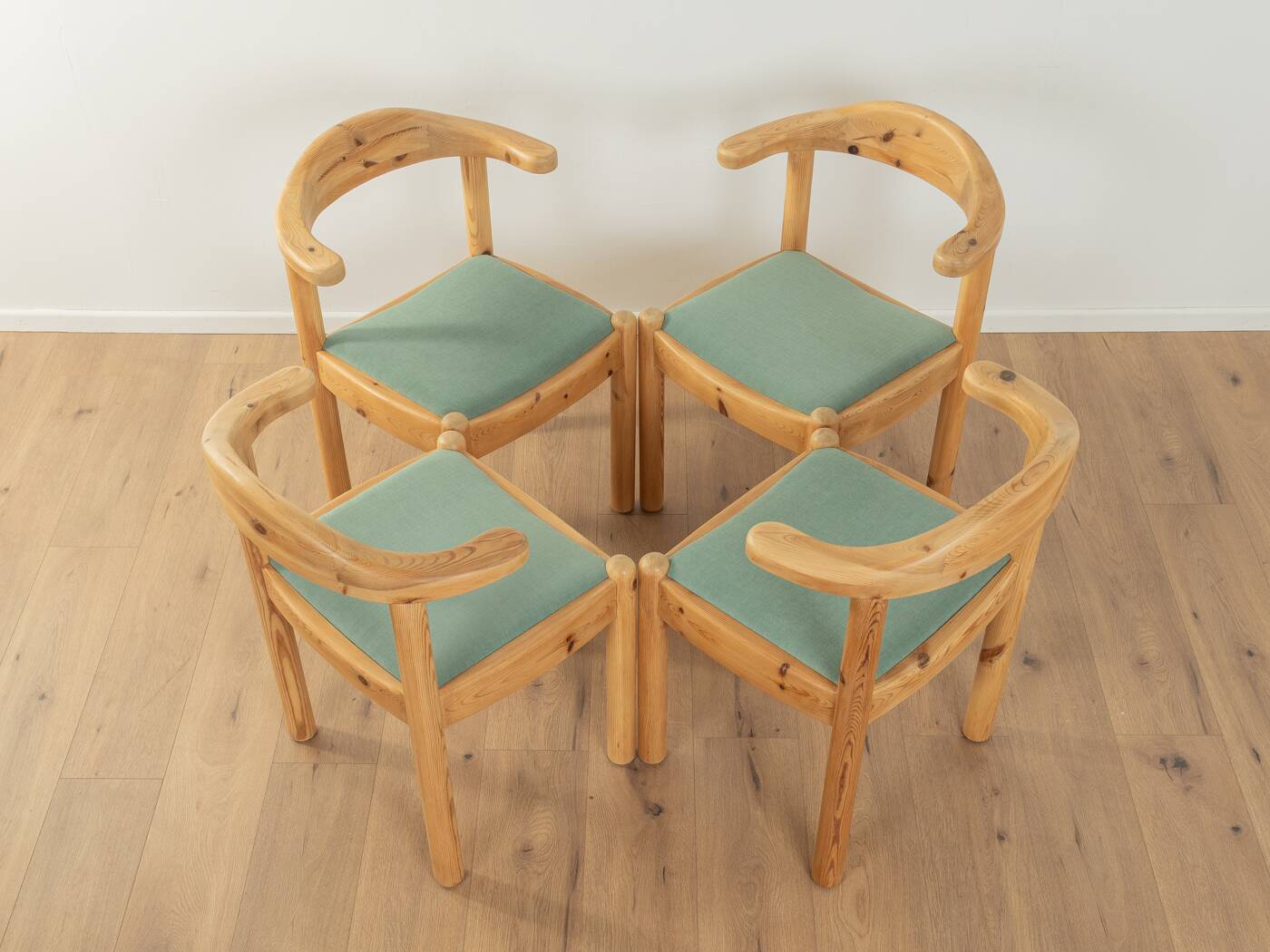 1970s dining chairs, Vamdrup Stolefabrik