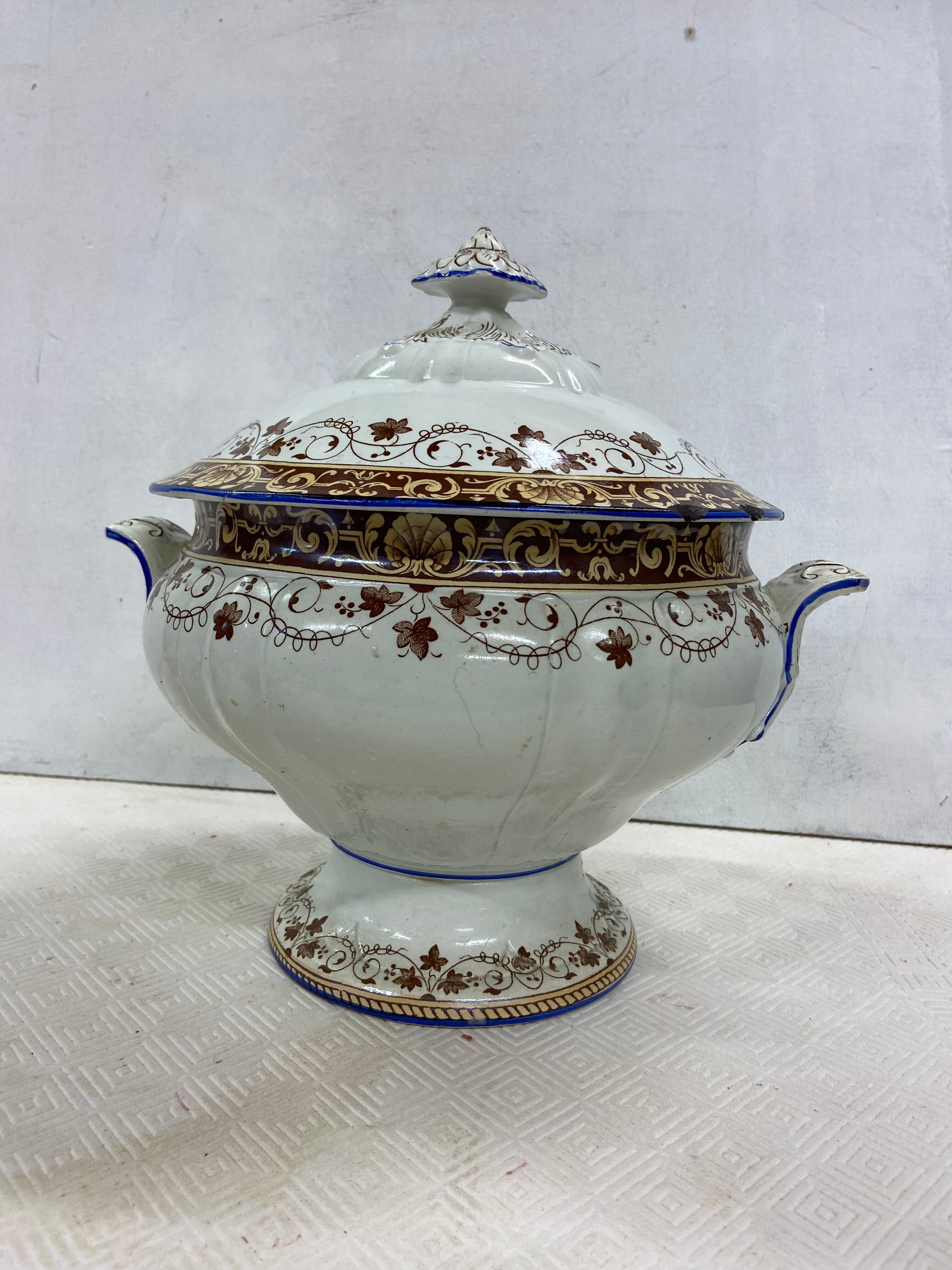 Soupiere Louis XV
