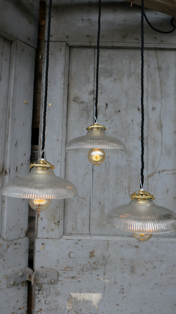 Day abat suspension industrial holophane workshop