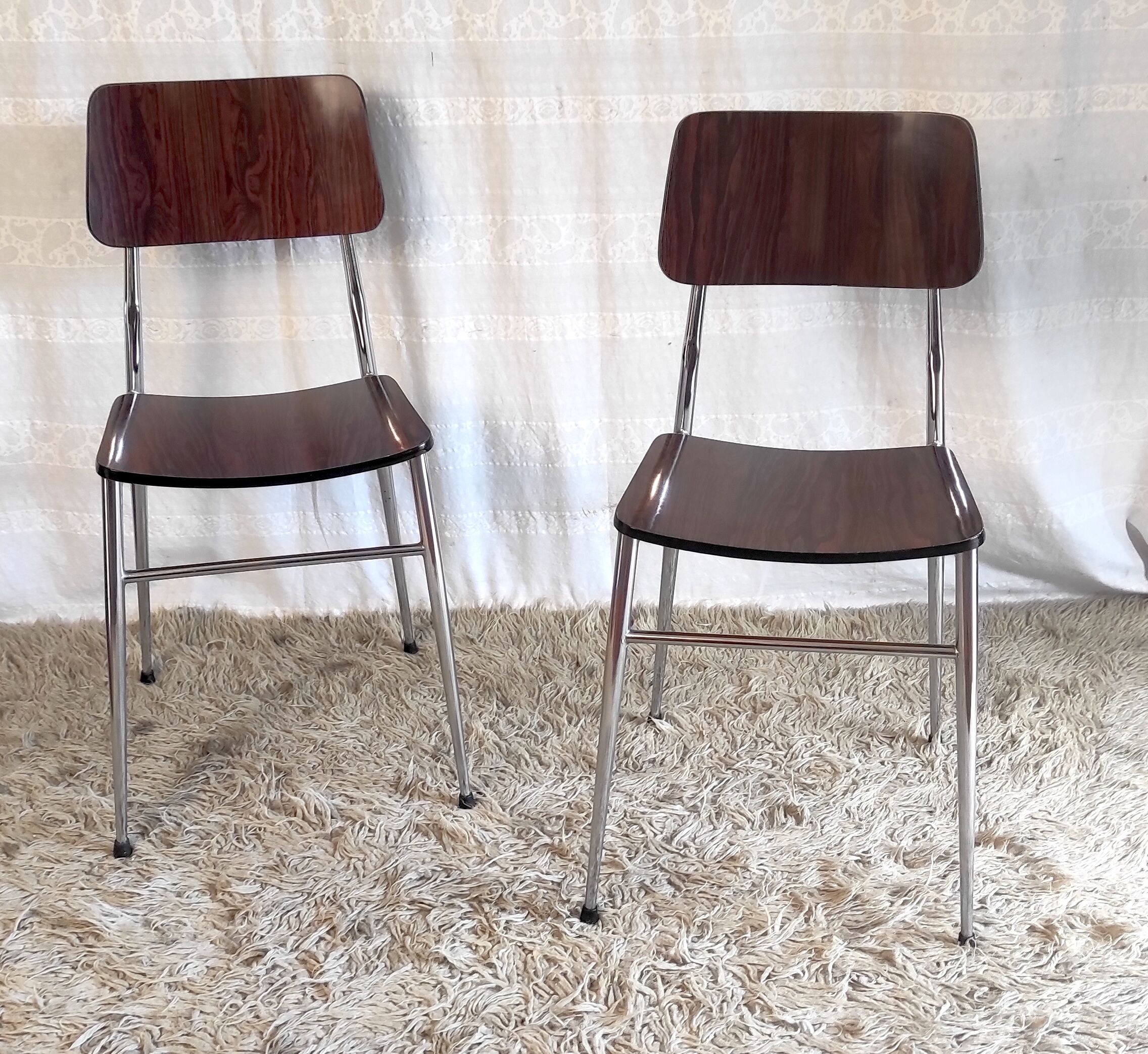 Duo de chaises formica imitation palissandre années 60