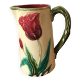 Old slip pitcher