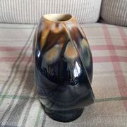 Very original vintage vase signed Vérigord.
