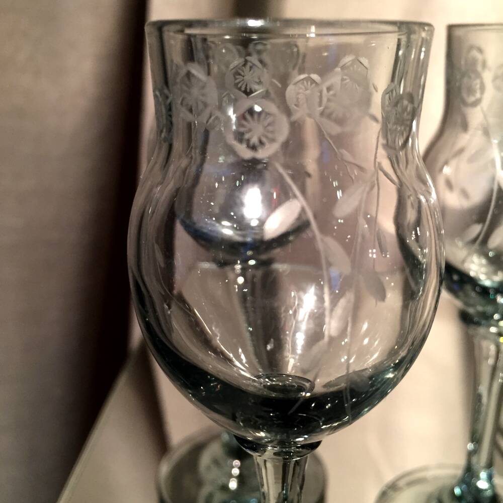Daum nancy liqueur service 1930s 1940s 8 glasses and a smoke color carafe