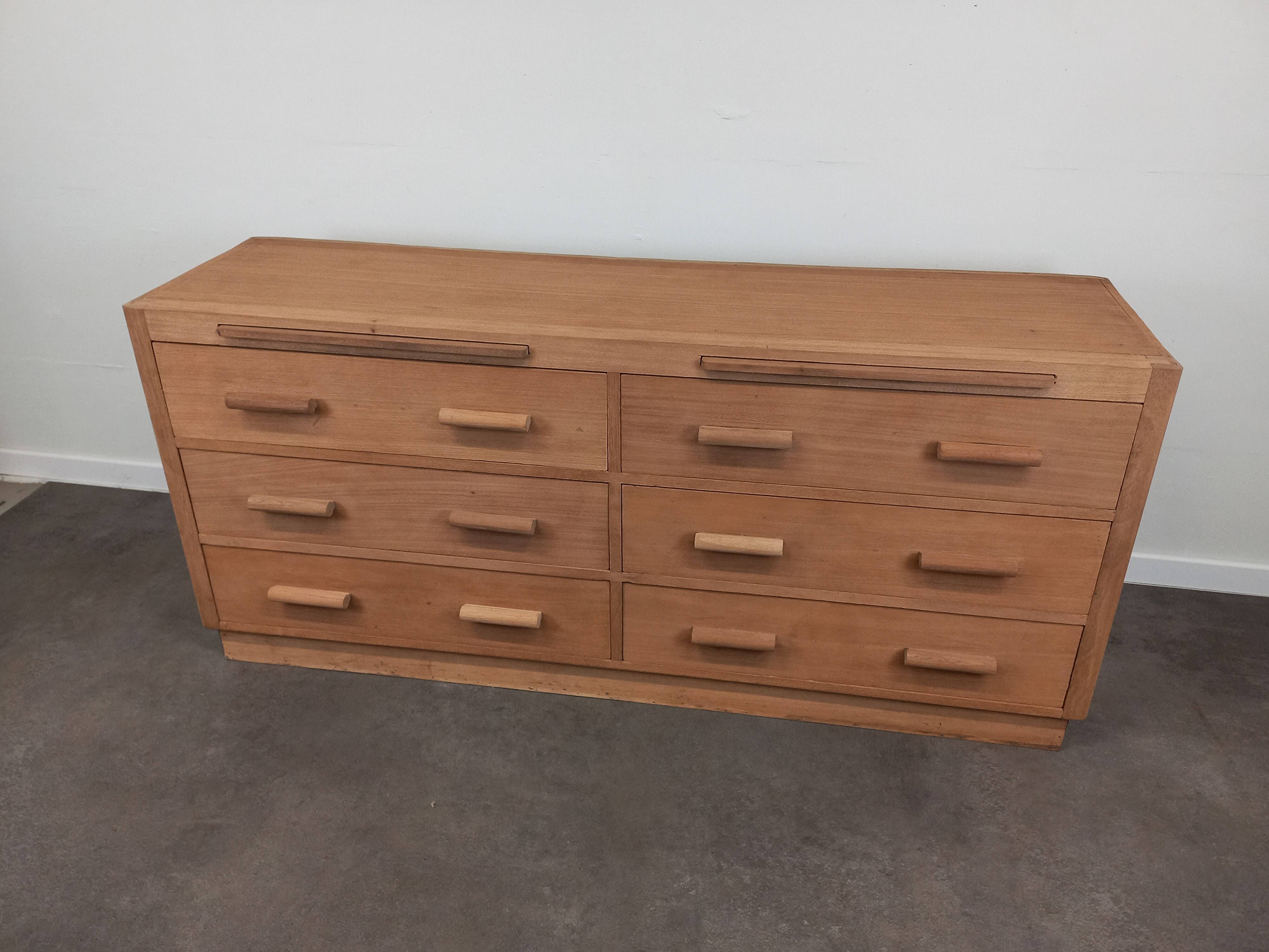 Meuble à tiroirs art déco