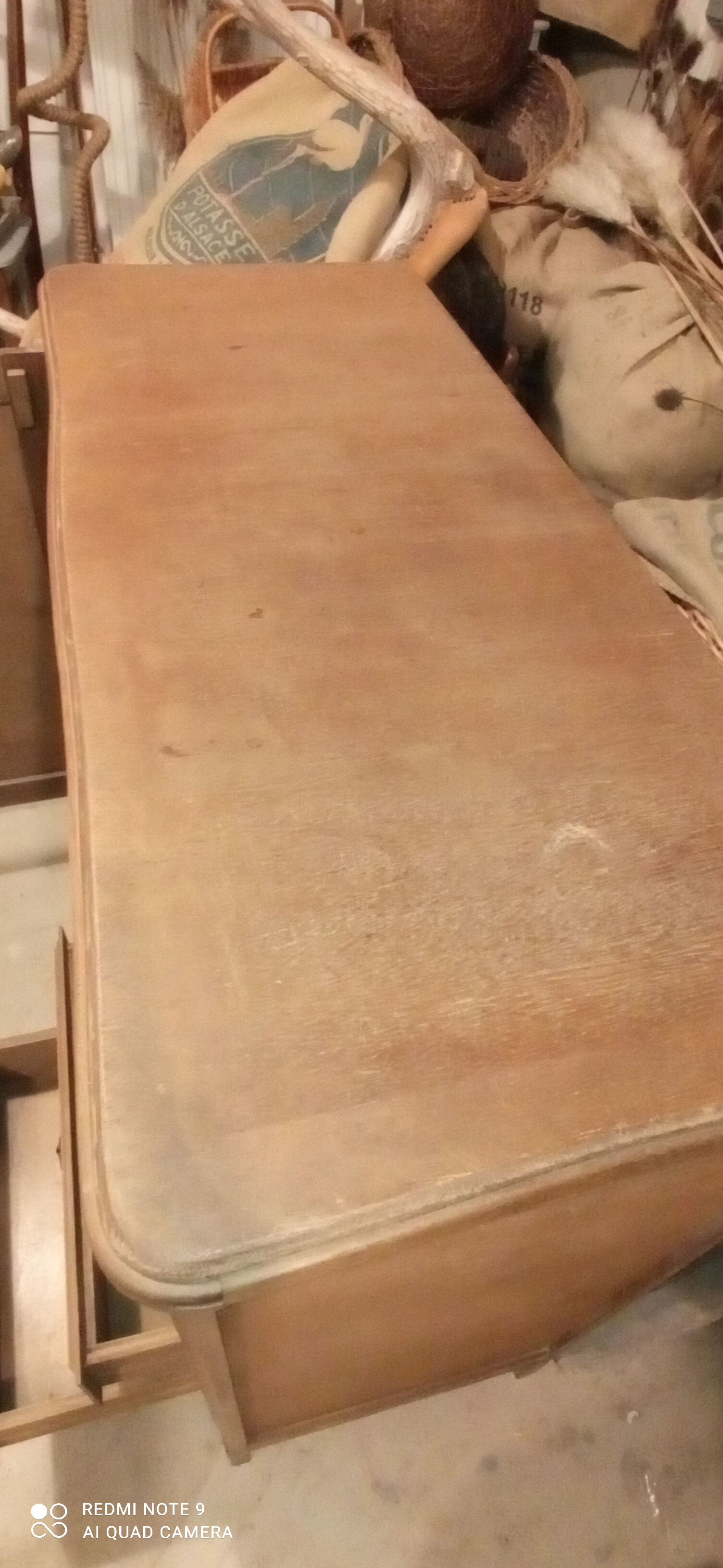 Chest of drawers or entrance furniture