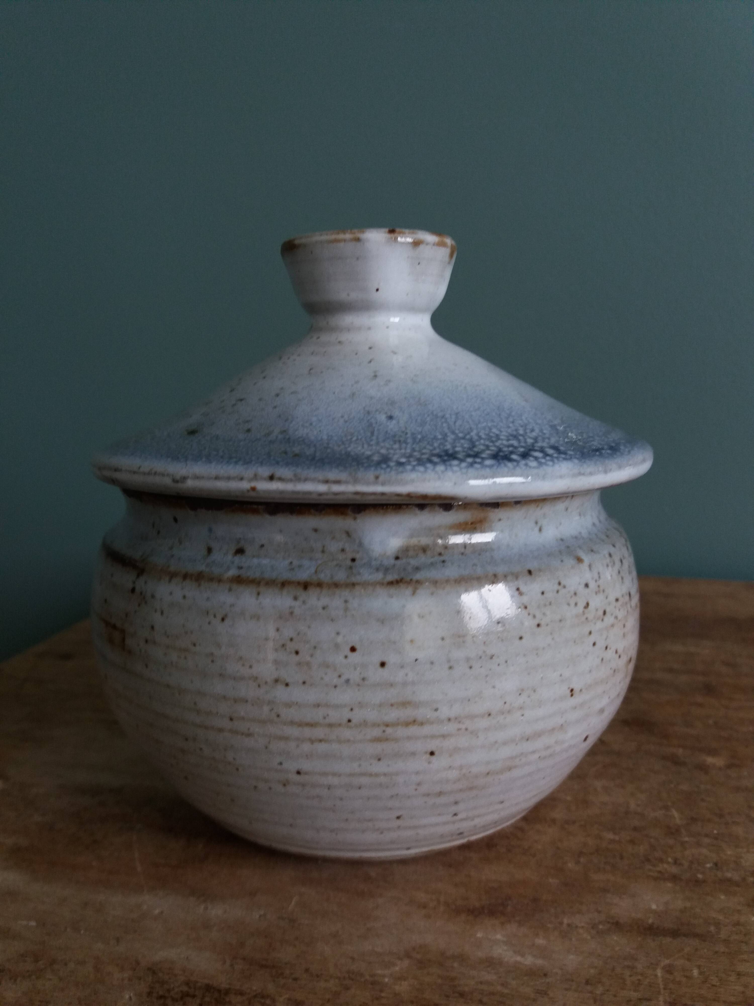 Ceramic pot, signed Atch, Chantal and Thierry Robert