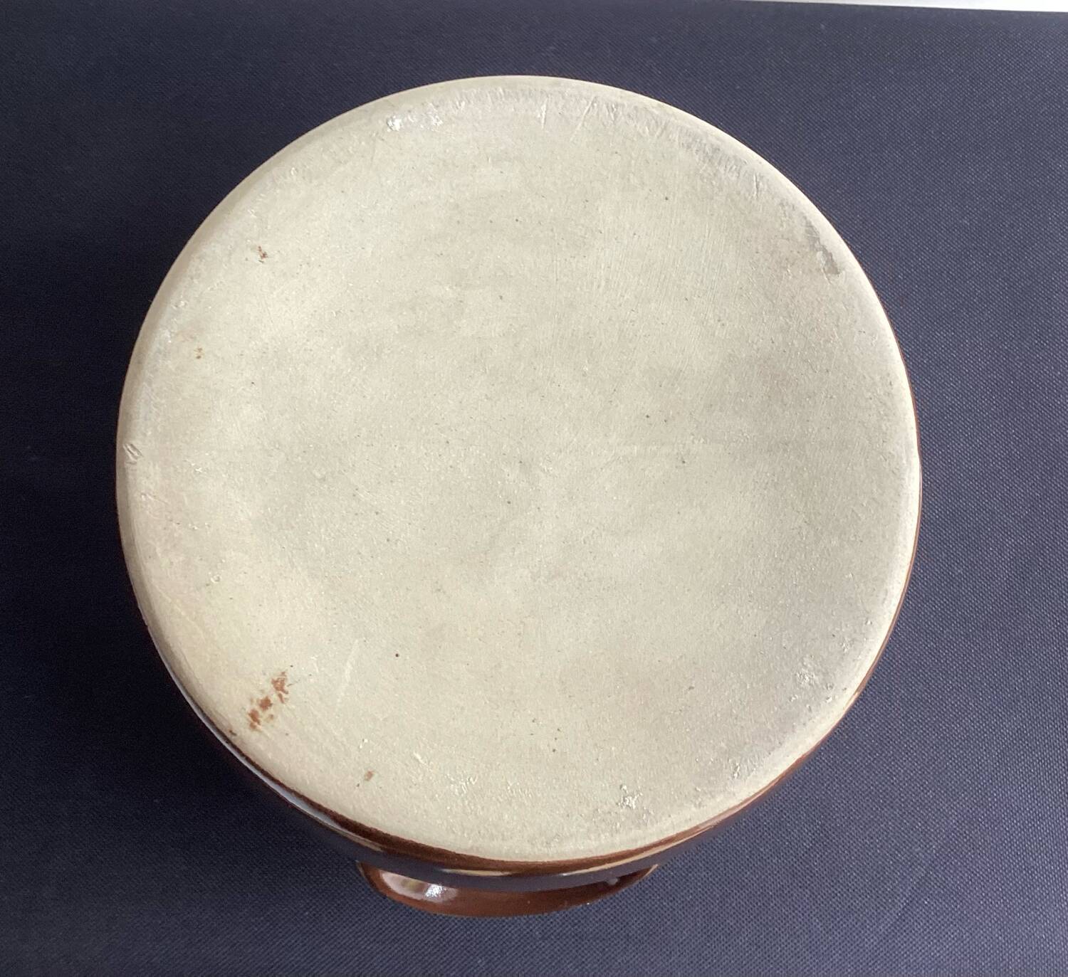 Enamelled stoneware pot