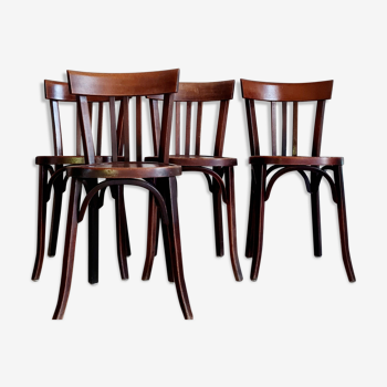 Chaises anciennes de bistrot en bois