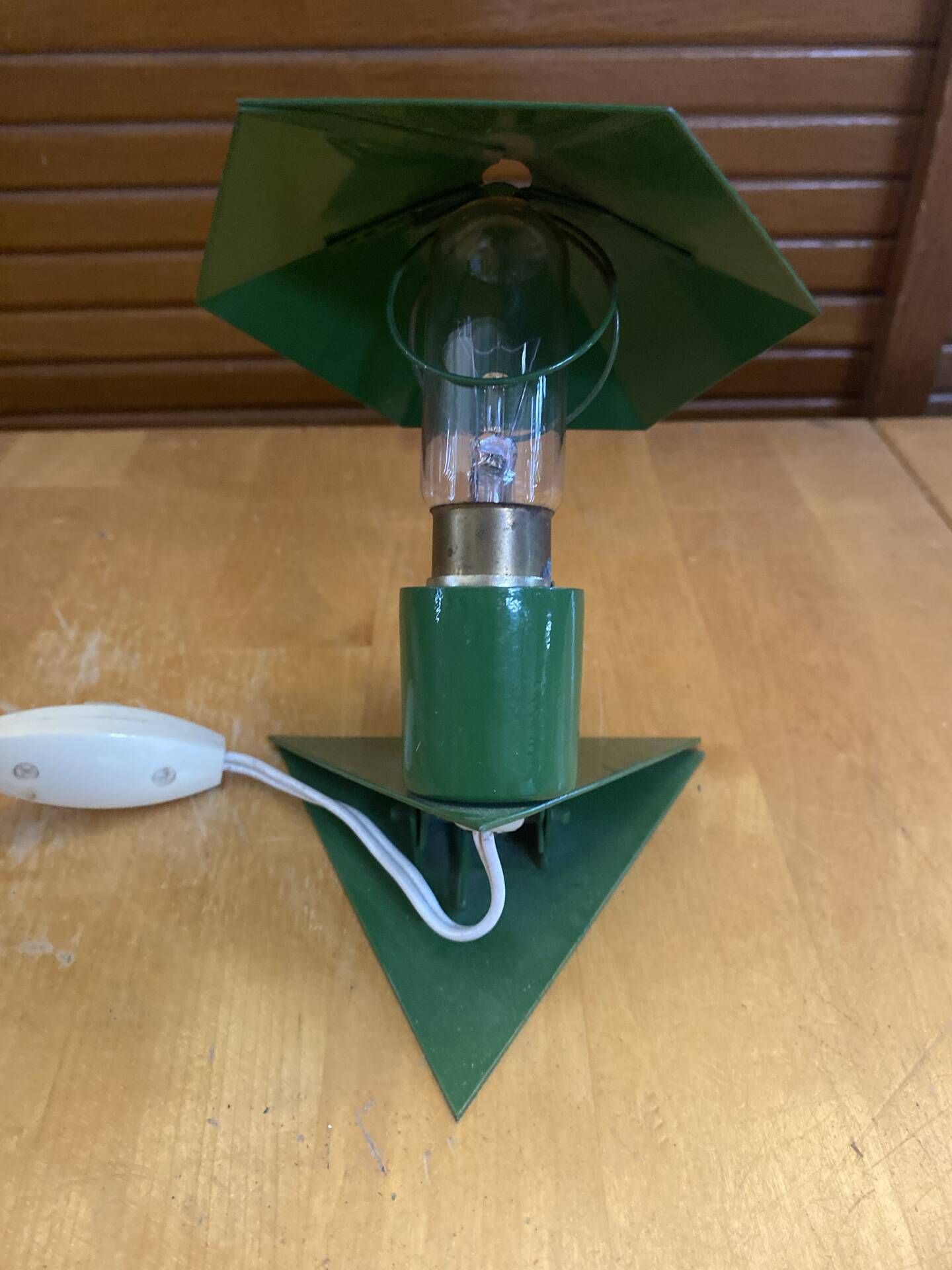 Lampe pince en métal vert, années 50