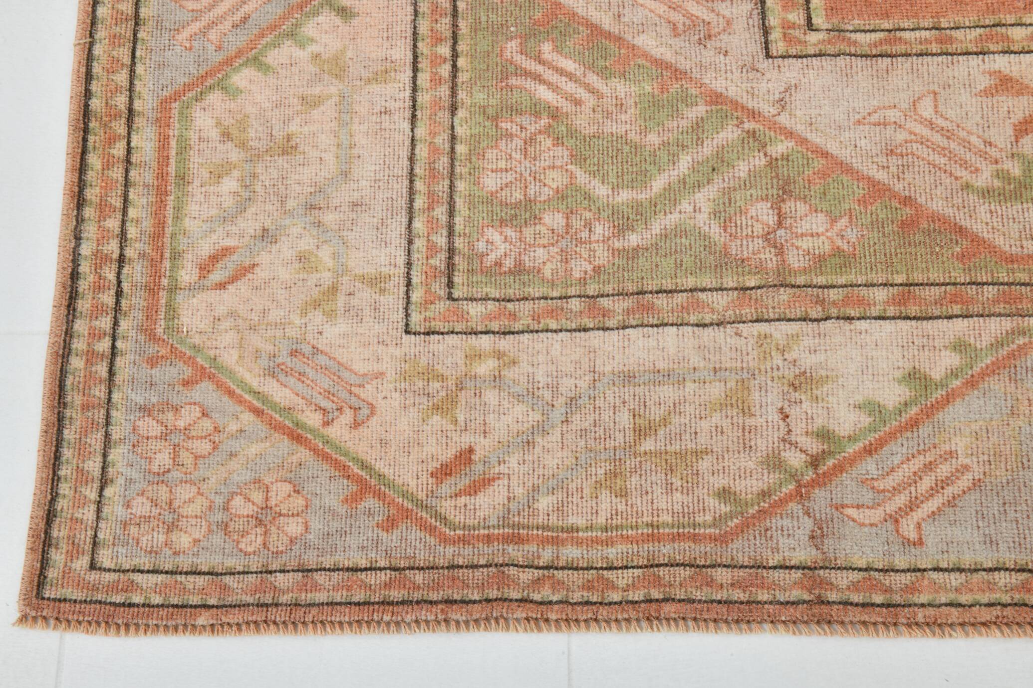 Tapis persan crème pêche 6x9, 195x275 cm