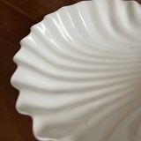 Large shell-shaped dish – white porcelain – Width 31 cm