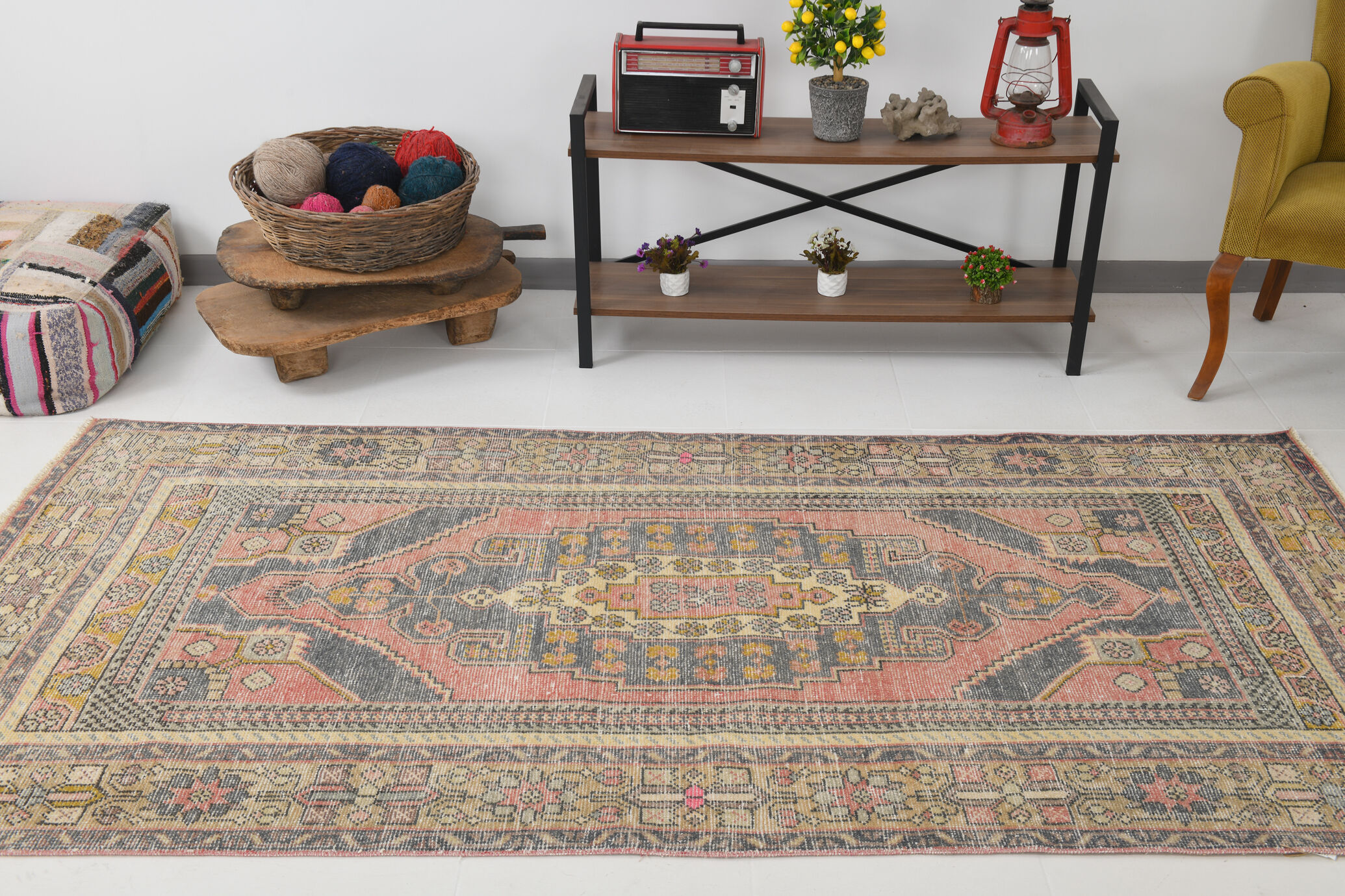 4x8 Pale Red Oriental Vintage Rug, 132x260Cm