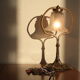 Lampe ancienne bronze abat-jour tulip en verre moulé