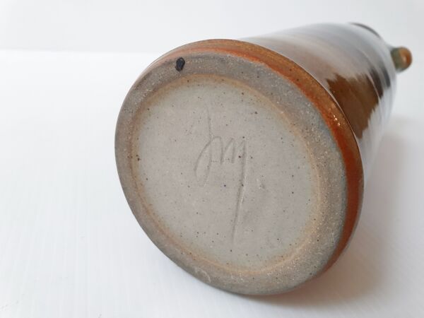 Pichet en grès la Borne signé JM