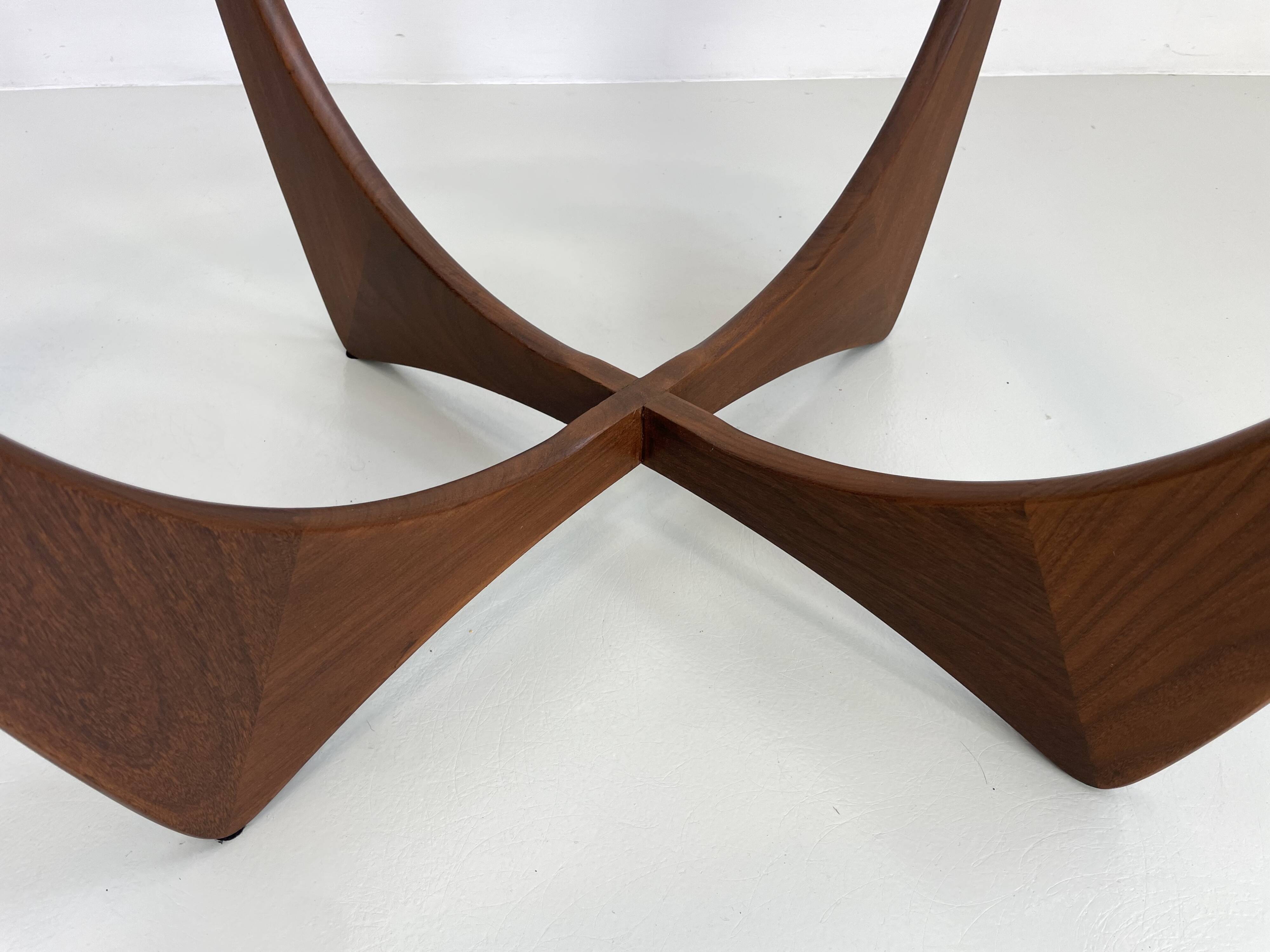 Teak coffee table from the 1960s by G-Plan design by V.Wilkins