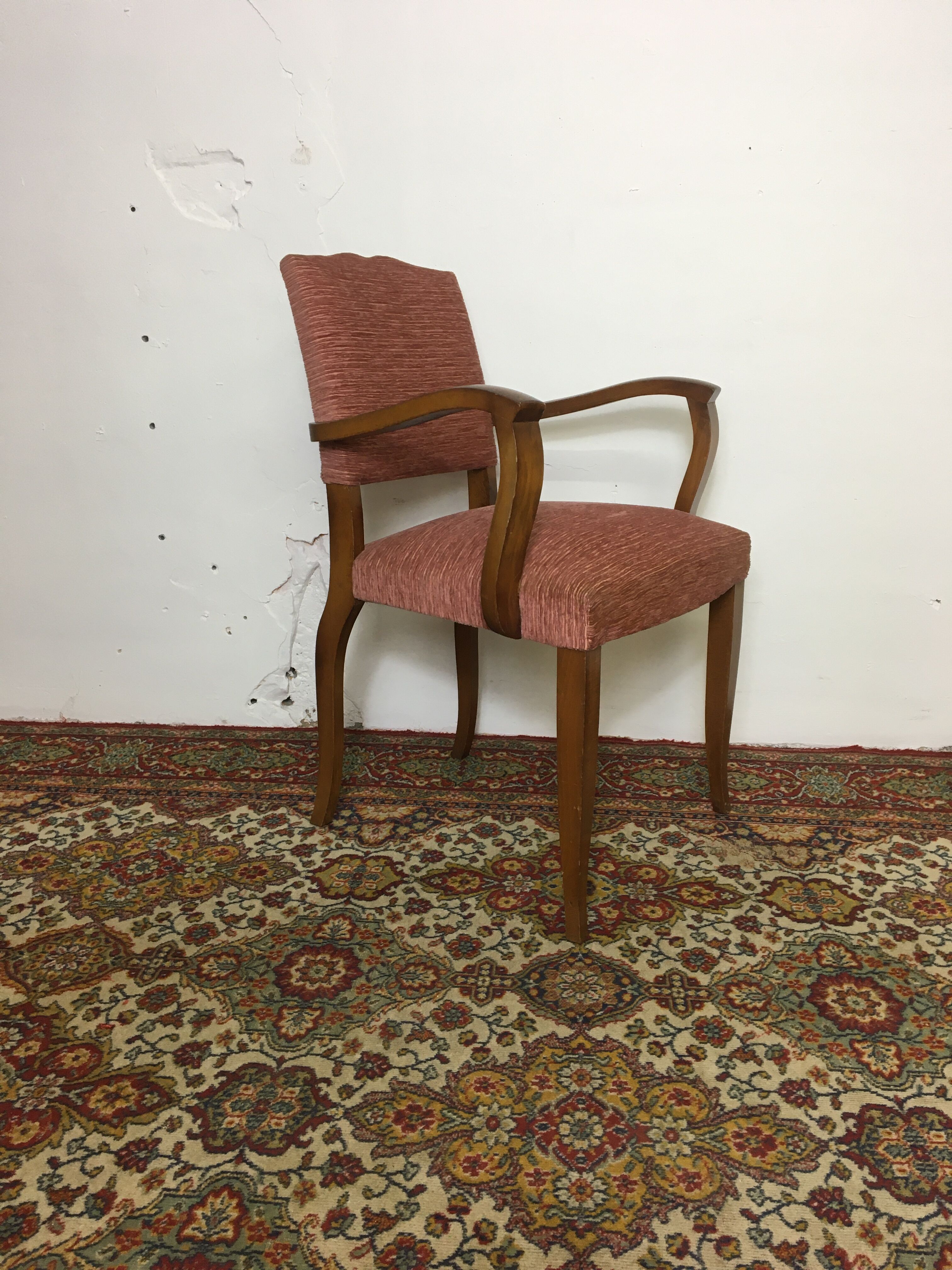 Armchair bridge mustache art deco