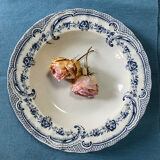 Round dish in old Wedgwood ironstone 