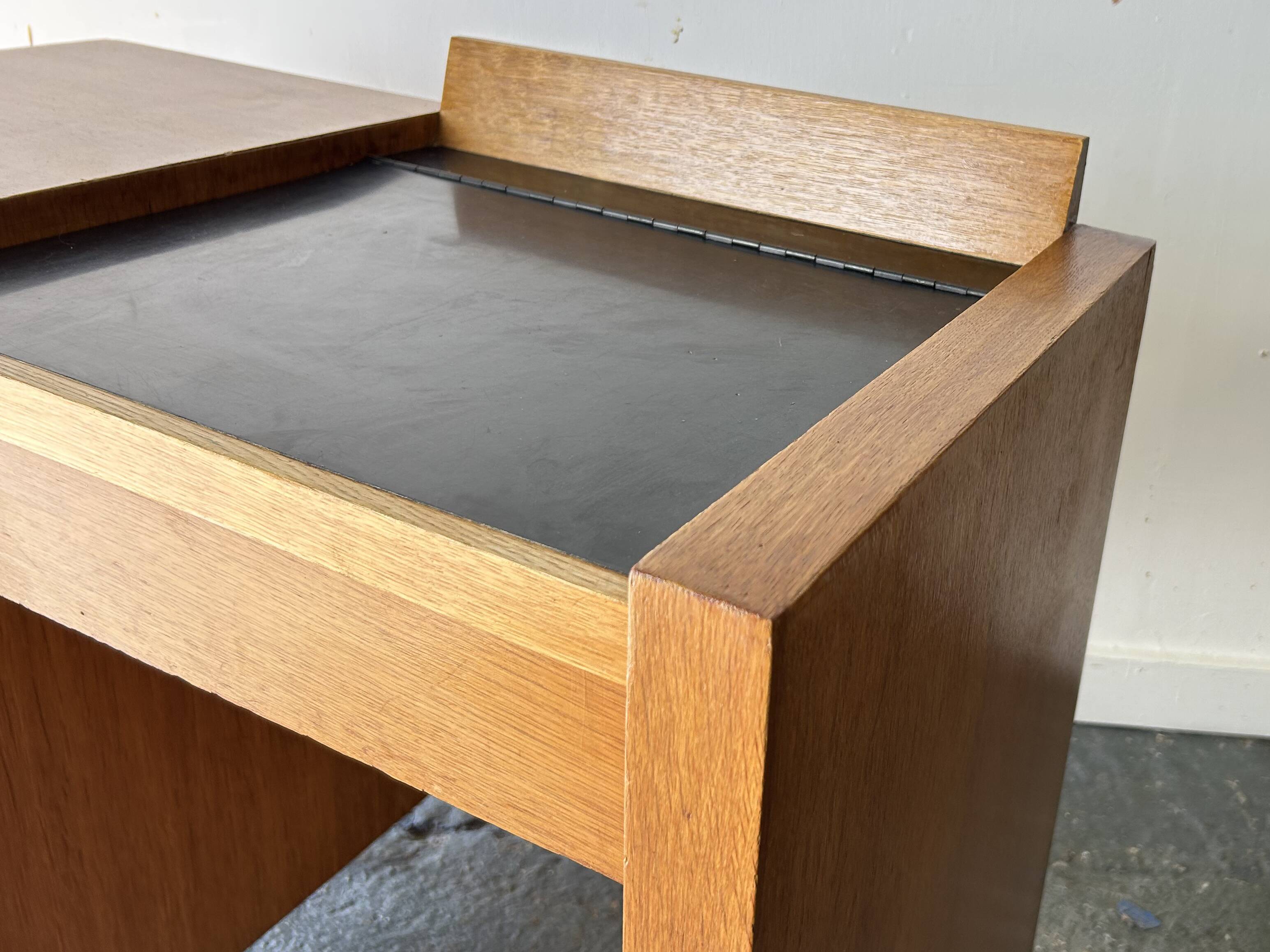 Rare Mid-Century Dressing Table or desk by John & Sylvia Reid for Stag 1950