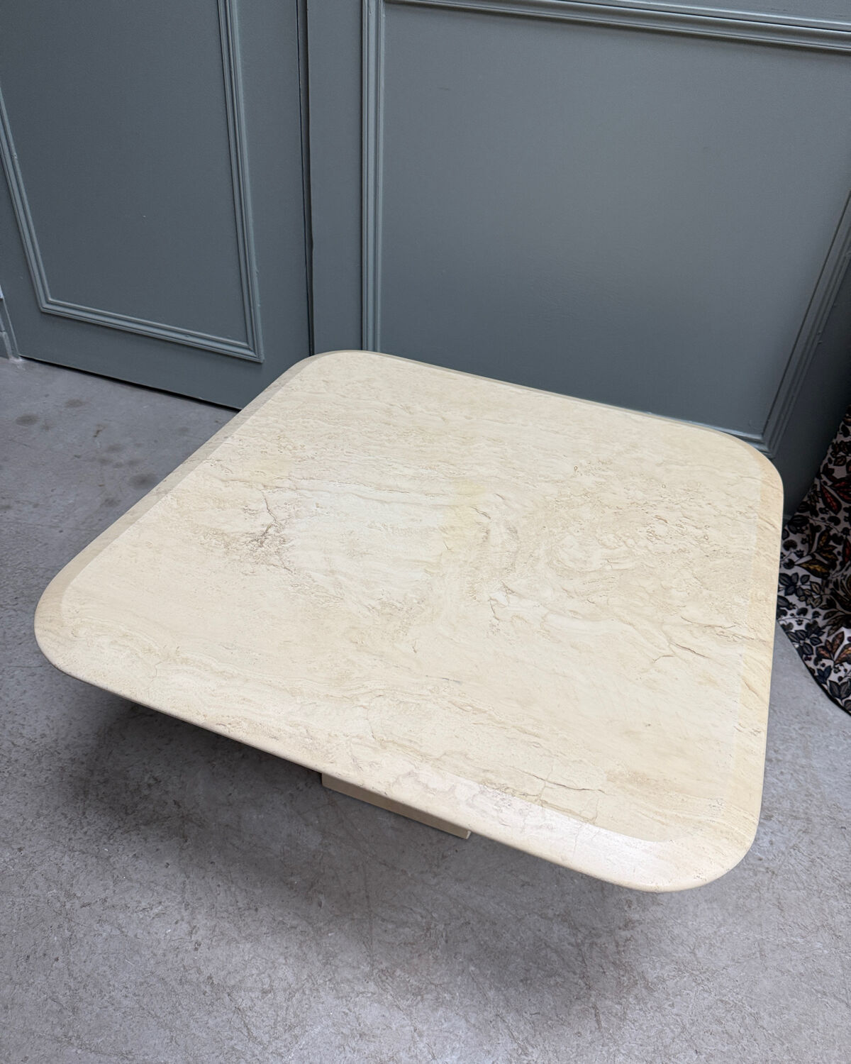 Table basse en travertin vintage