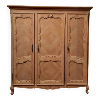 Armoire 3 portes en bois naturel