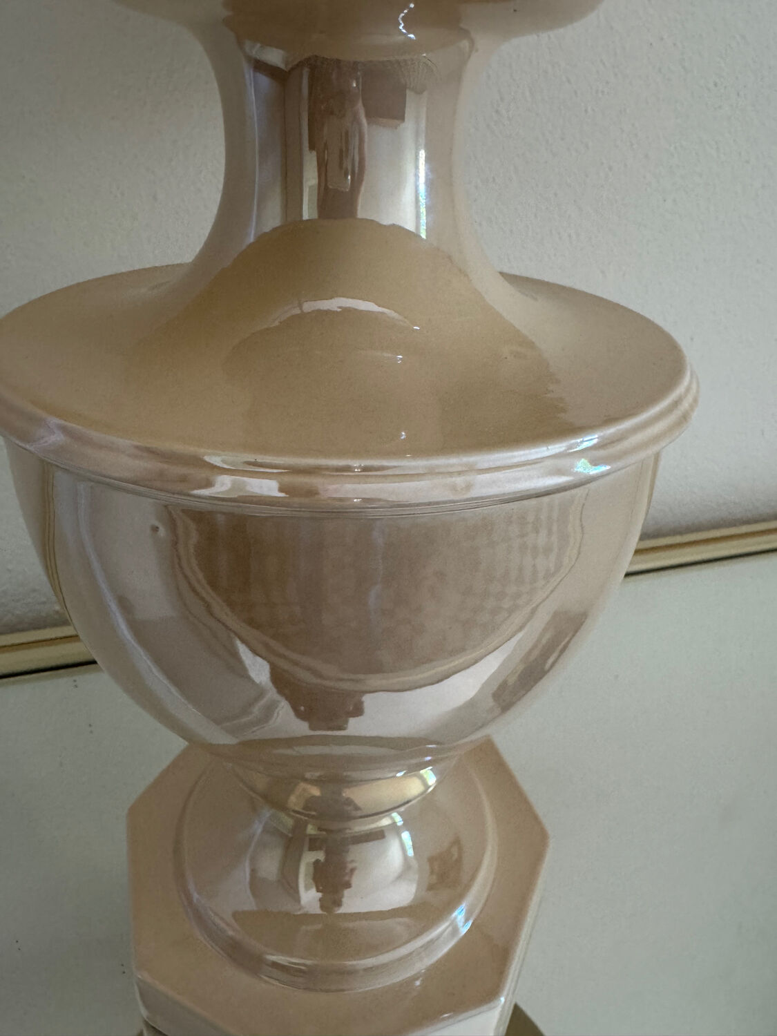Beige glazed ceramic lamp from the 80s
