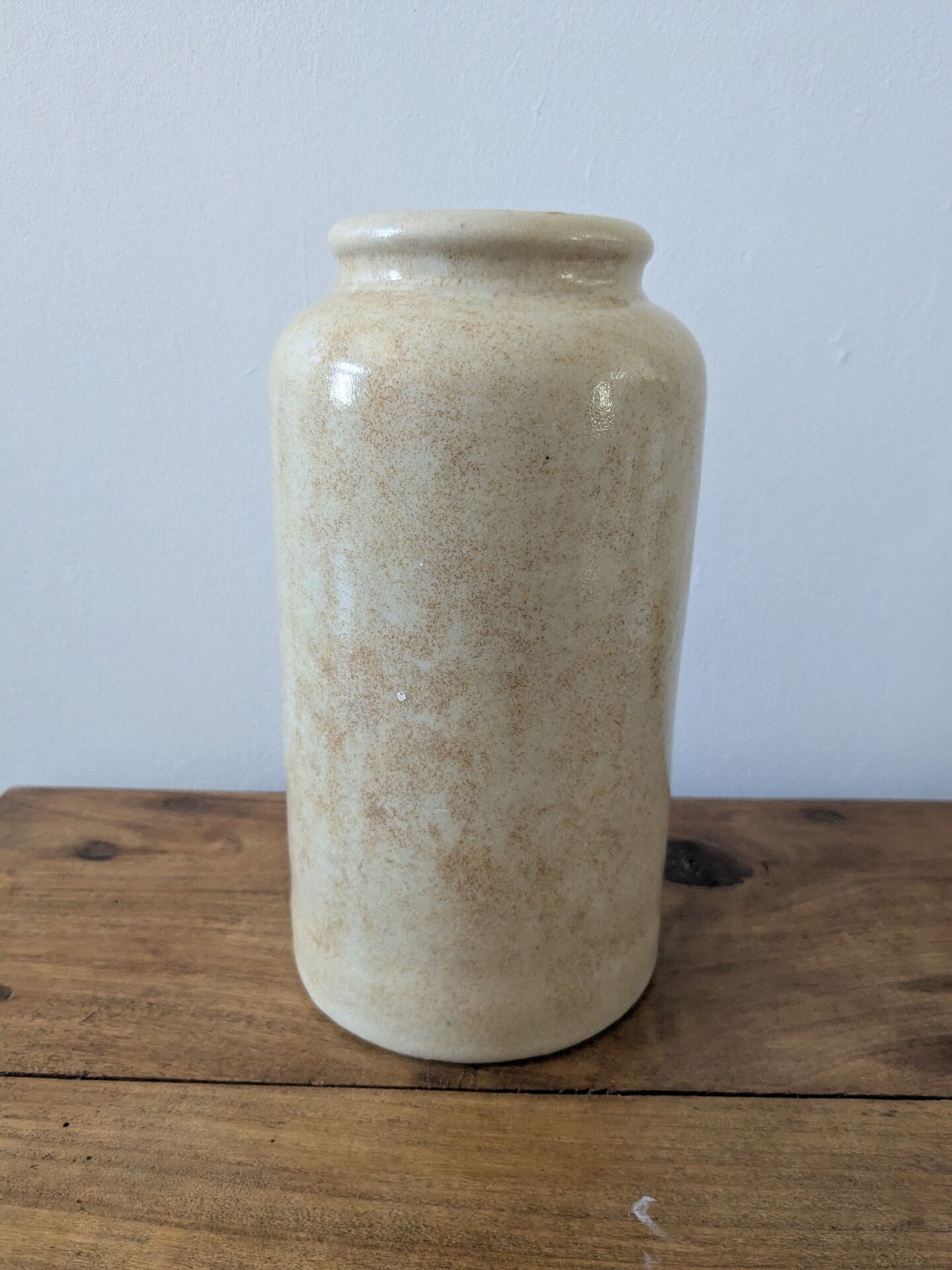 Large stoneware pot