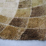 Vintage year 70s 250x350cm desso carpet