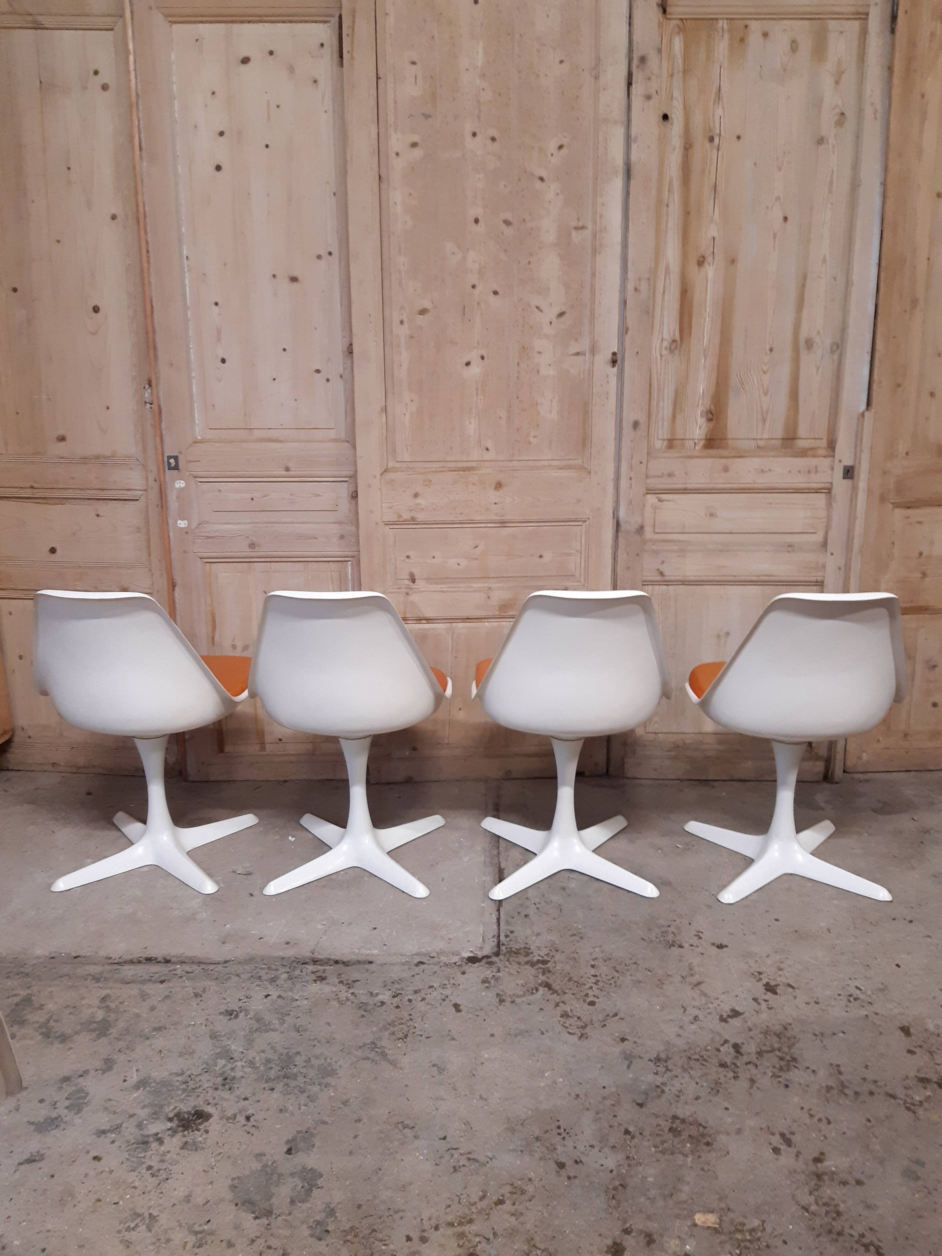 Table et chaises années 60
