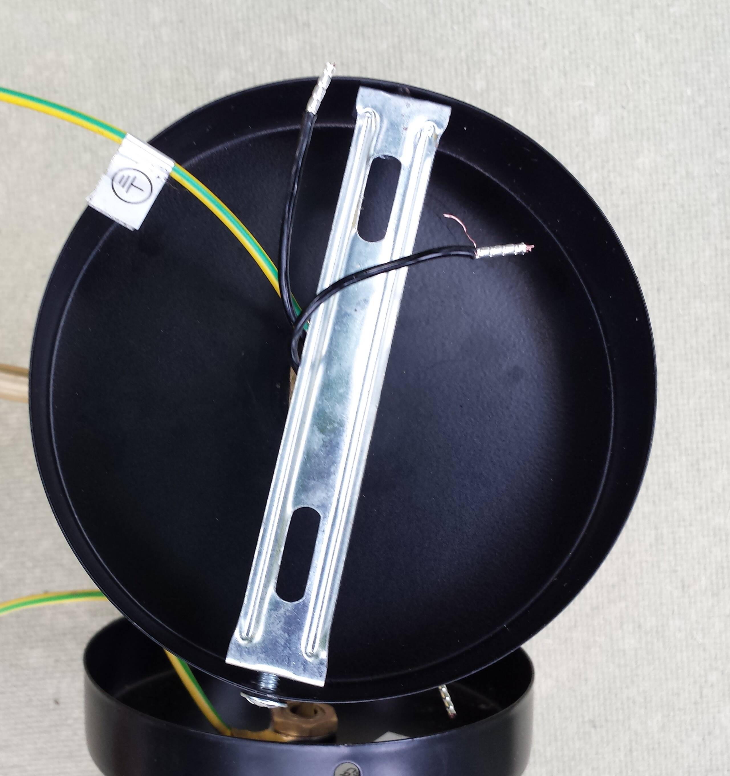 3 Vintage Wall Lights