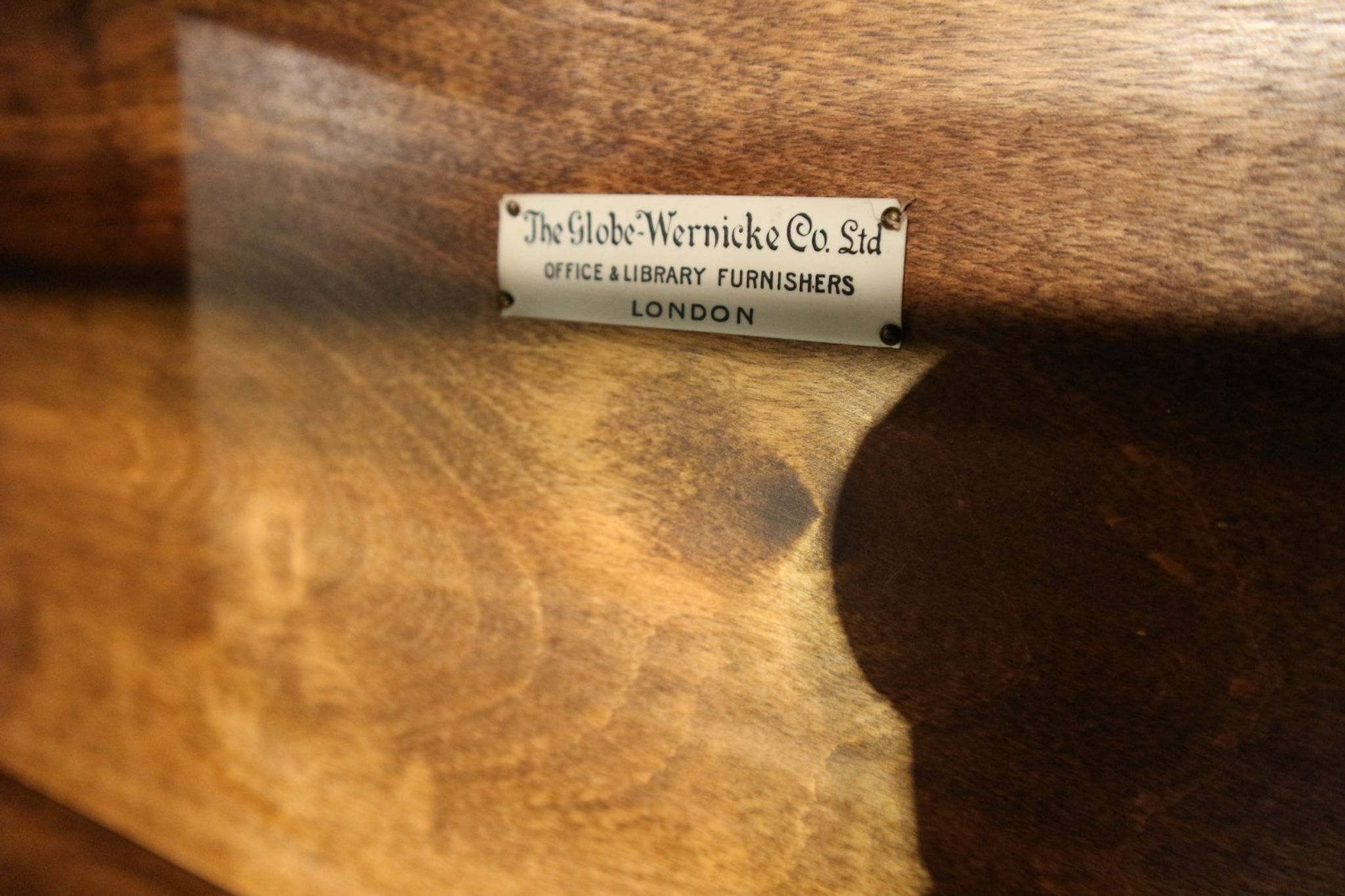 Bibliothèque Globe Wernicke en acajou antique
