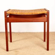 Paire de tabourets Danois en Teck et Cannage par Peter Hvidt 1960.