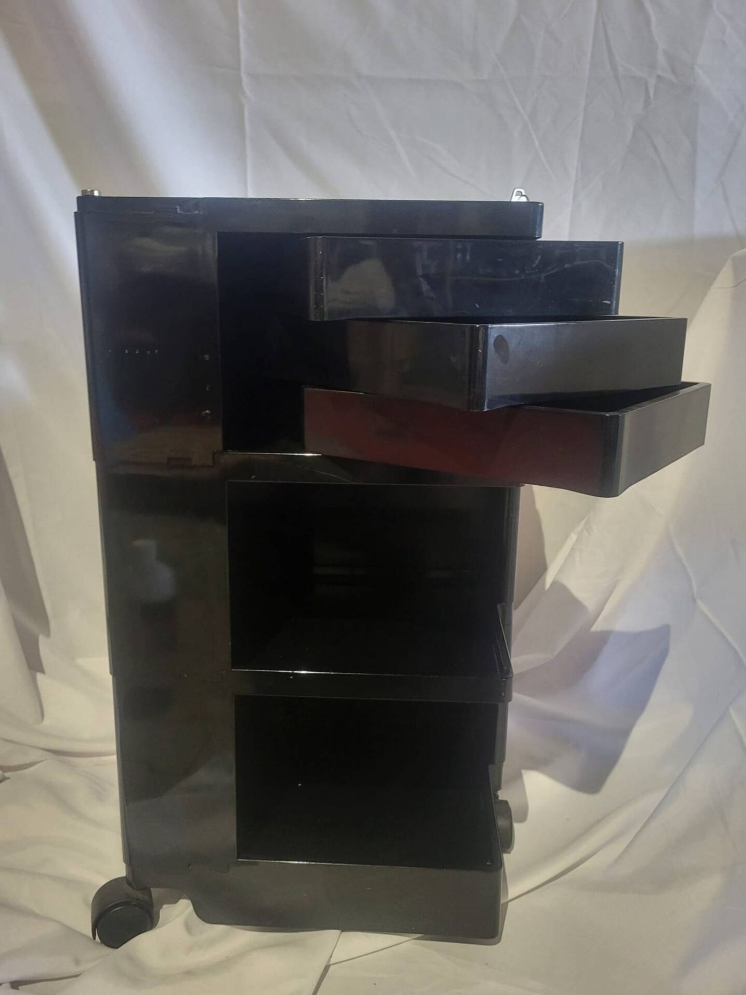 Édition précoce du chariot boby joe colombo bieffeplast noir 1970
