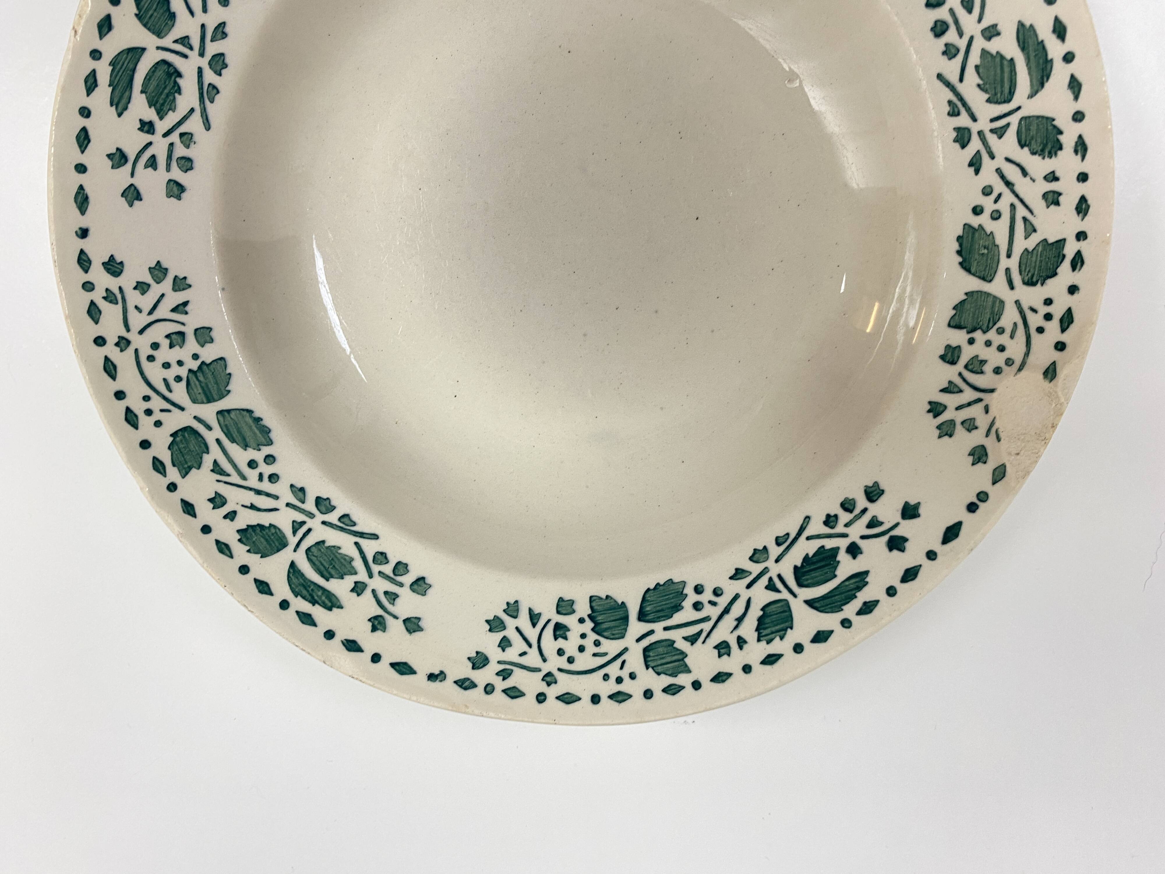 Deep plate, Terre de Fer, Choisy le roi, green stencil with leaf motif