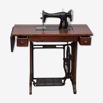Singer sewing machine 1950