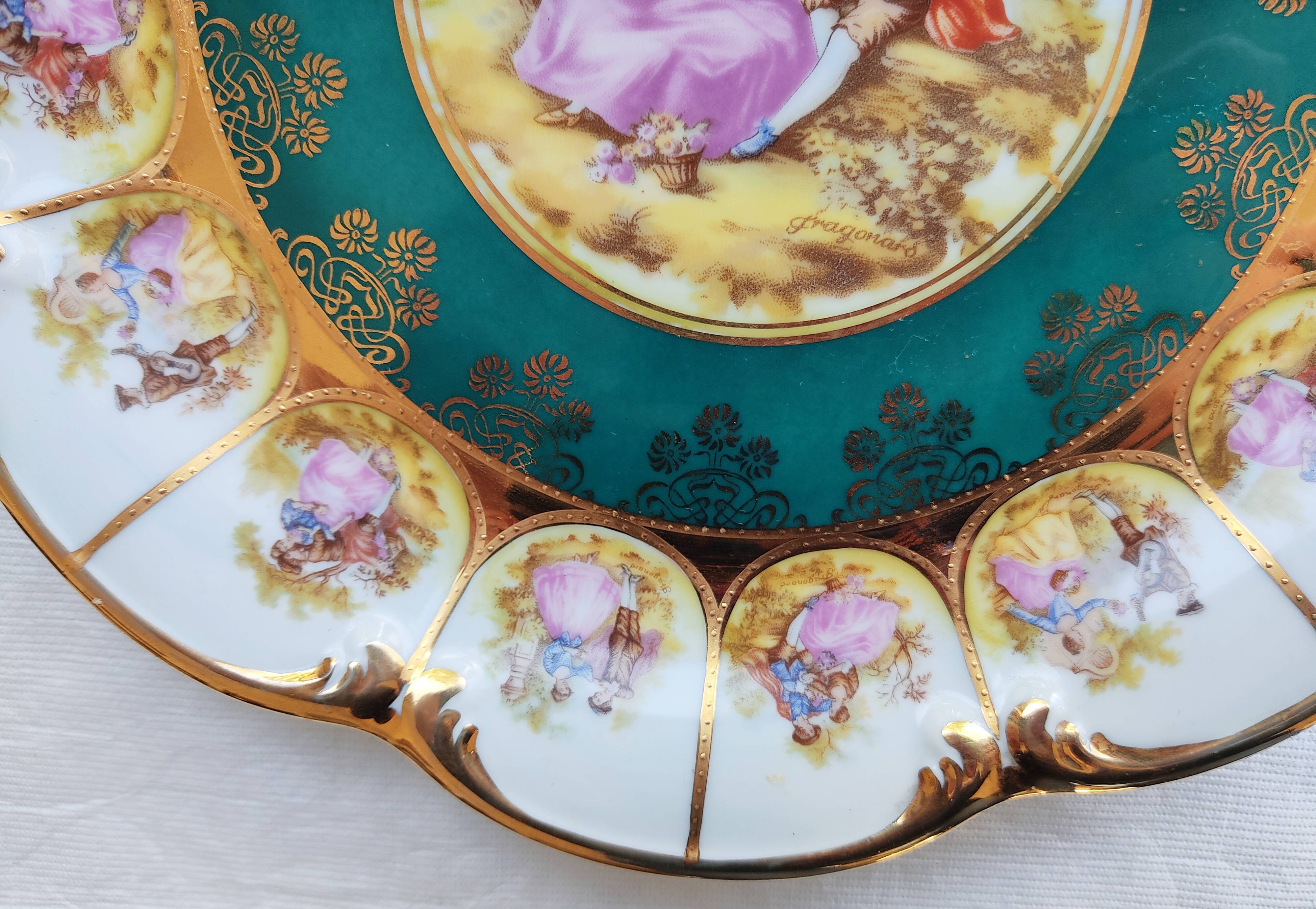 Porcelain dish Karlsbader decoration after Fragonard