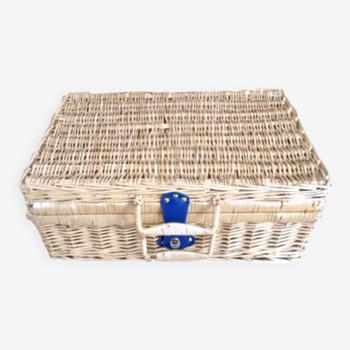 XXL wicker picnic basket/suitcase
