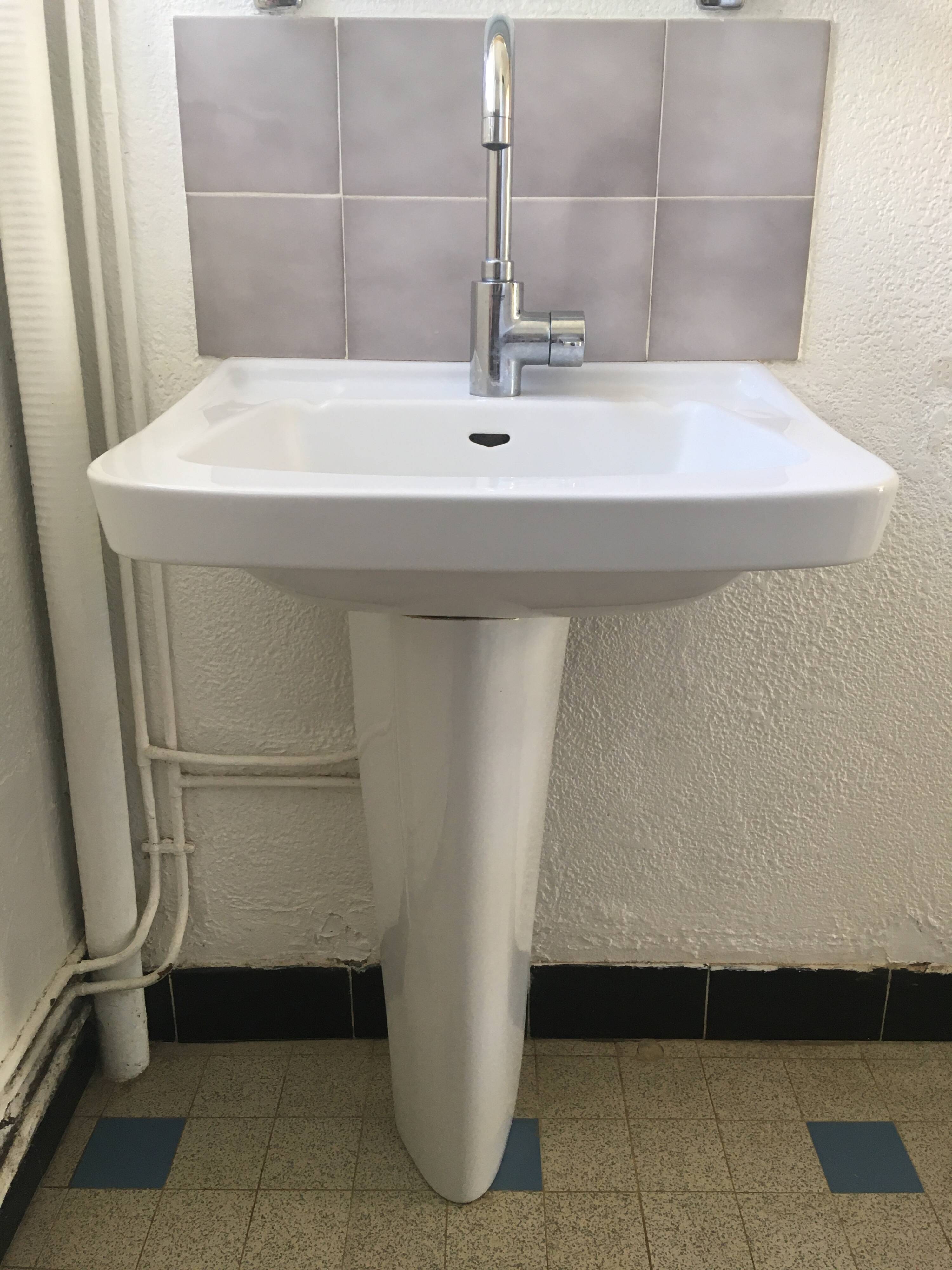 Lavabo sur pied porcelaine
