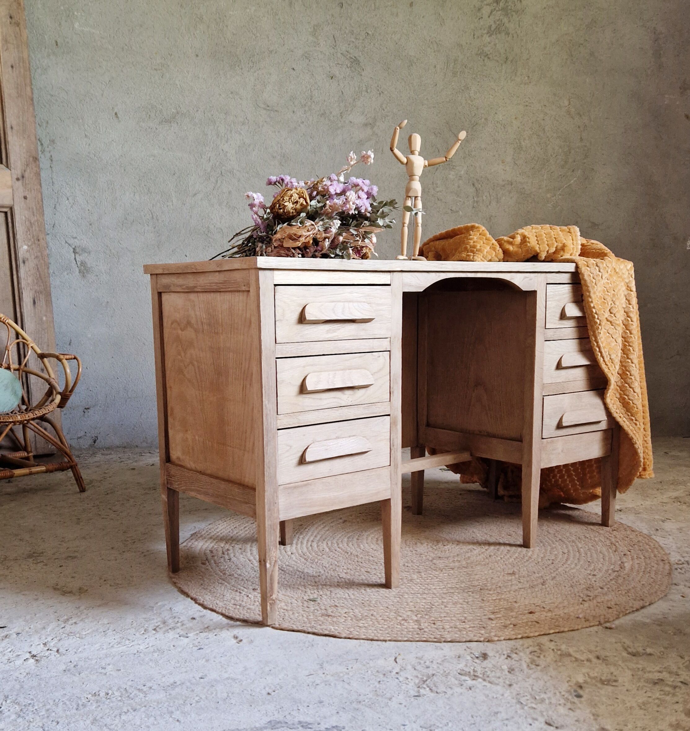 Beautiful vintage children's desk